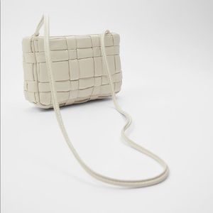 Zara Ivory White Woven Quilted bag